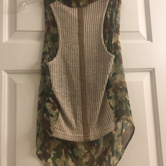 Maggie Ward drape top - Picture 2 of 3